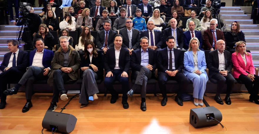 simvoliki kinisi simvoliki kinisi
