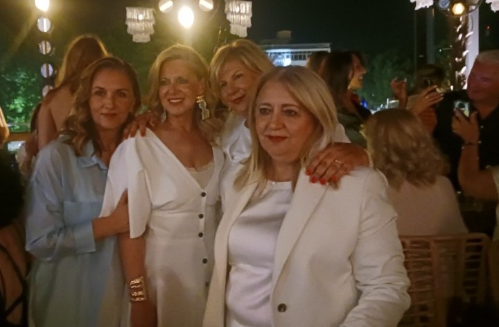 IMG-853c60aaf3b140b8670d9bd365edce36-V