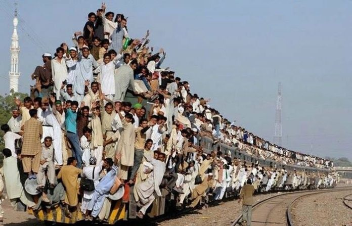 india_treno india_treno