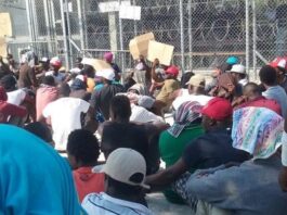 protest-outside-Moria-17072017-Photo-from-Latsoudi-Efi-thegem-blog-default