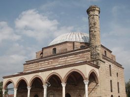 trikala-zimies-koursoum-tzami